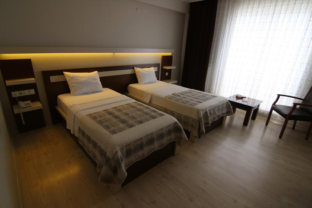 Royal Bilgic Hotel Kirklareli Екстер'єр фото