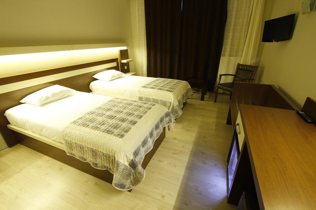 Royal Bilgic Hotel Kirklareli Екстер'єр фото