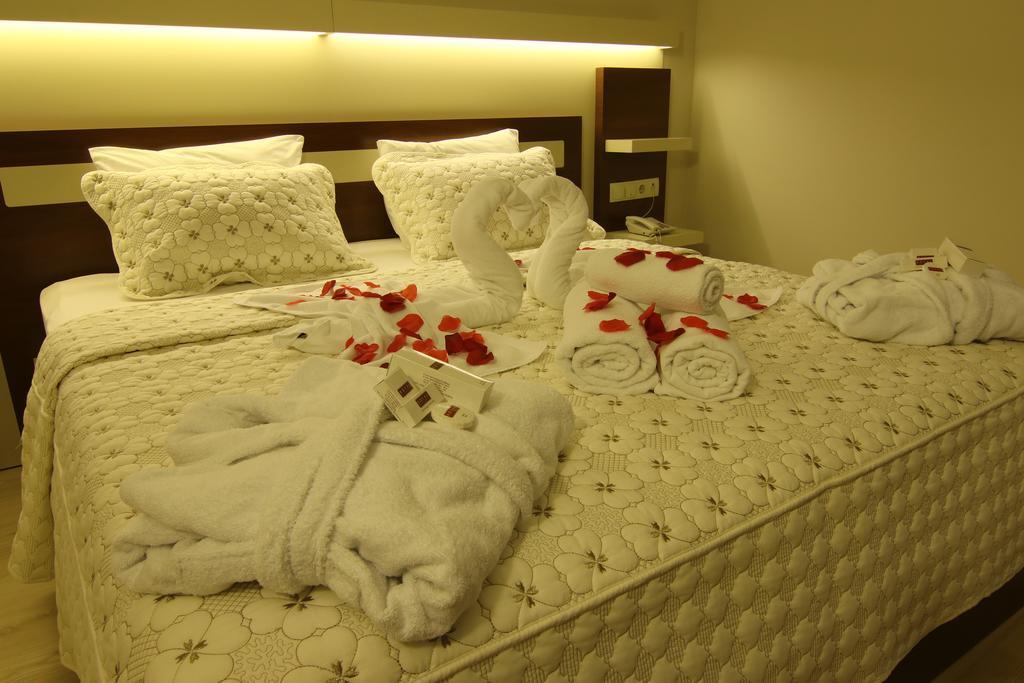Royal Bilgic Hotel Kirklareli Екстер'єр фото